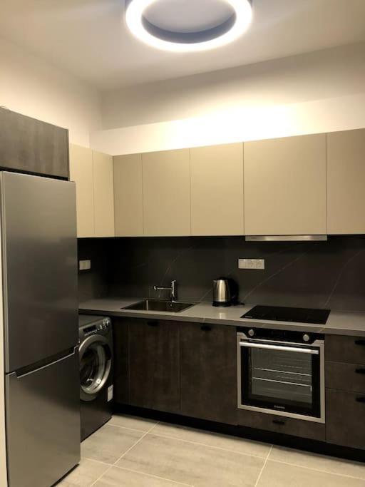 Eleni Apartment Kokkinos Pirgos Ngoại thất bức ảnh