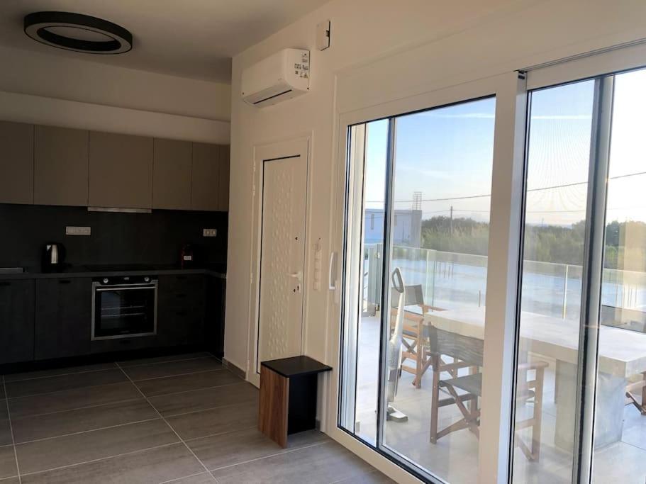 Eleni Apartment Kokkinos Pirgos Ngoại thất bức ảnh